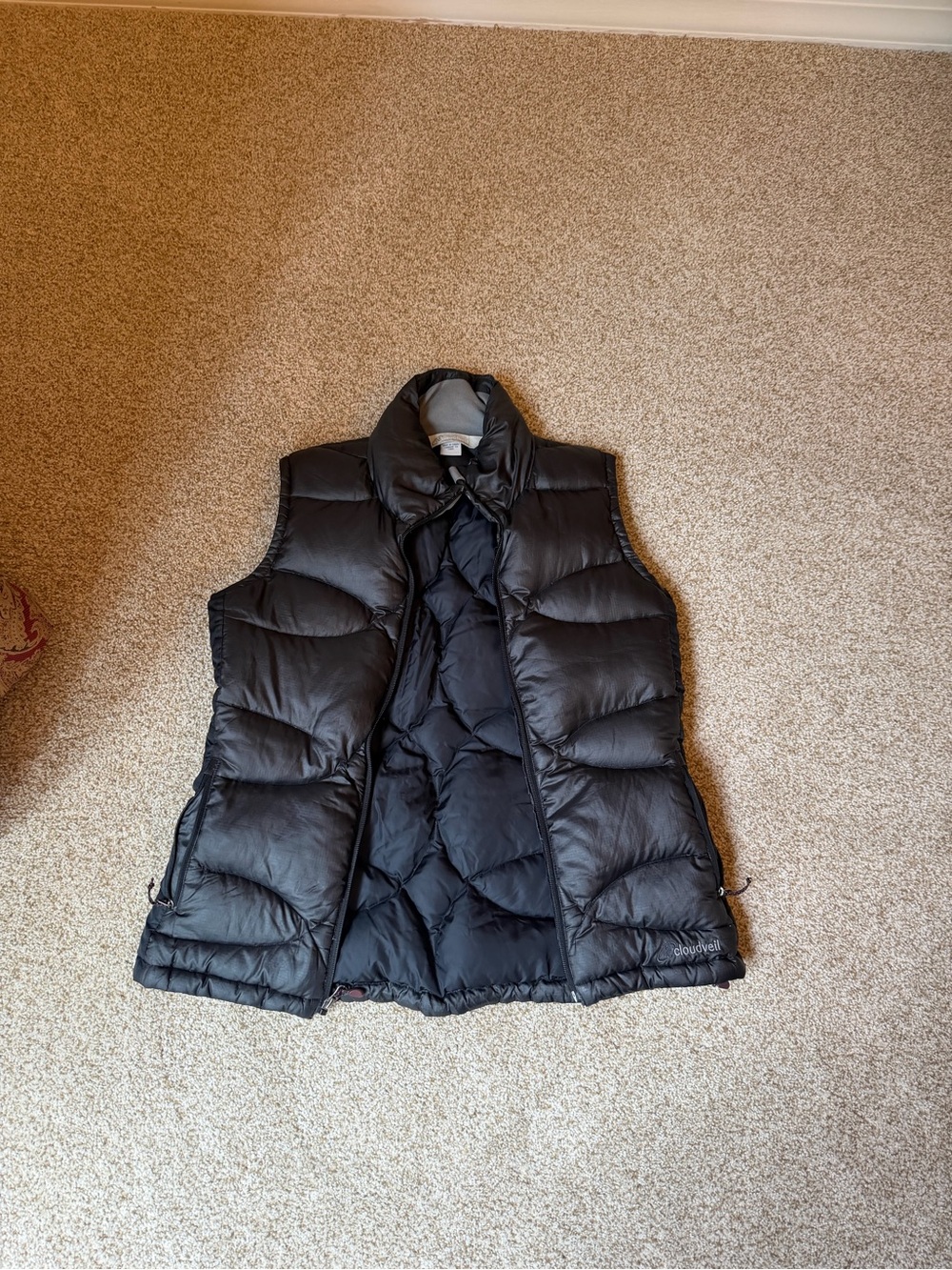 Black Women's Quilted Puffer Vest - Brand Not Visible